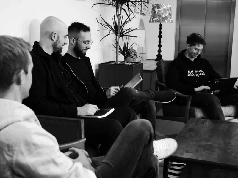 SEO-for-blockchain Marketing experts discussing SEO for blockchain strategy